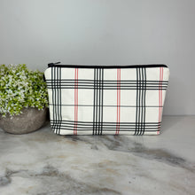 Load image into Gallery viewer, Pouch - Plaid Stripe