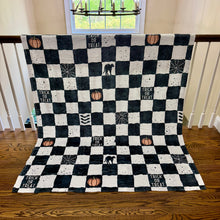 Load image into Gallery viewer, Blanket Halloween #5 - Checkered Halloween