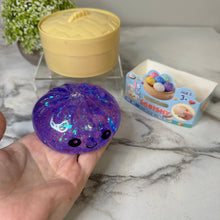 Load image into Gallery viewer, Squishy Toy - Viral Dumpling, Slow Rise Glitter - Purple
