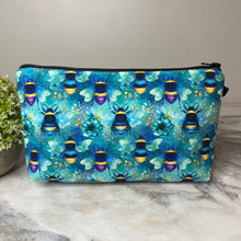 Load image into Gallery viewer, Pouch - Teal Floral Bee