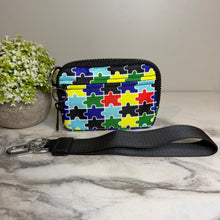 Load image into Gallery viewer, Rue - Nylon Wristlet Wallet - Puzzle