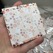 Load image into Gallery viewer, Pouch & Sticky Note Bundled Set - Floral Ghost
