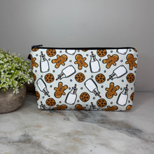 Load image into Gallery viewer, Pouch - Christmas - Gingerbread Milk & Cookies