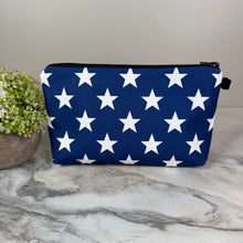 Load image into Gallery viewer, Pouch - America Stars & Stripes