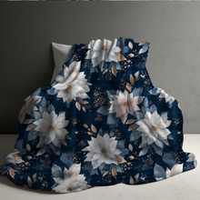 Load image into Gallery viewer, Blanket Christmas #15 - Blue & White Floral - PREORDER