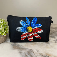 Load image into Gallery viewer, Pouch - American Flag Daisy