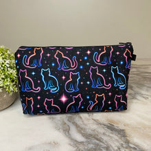 Load image into Gallery viewer, Pouch - Cat, Neon Outline