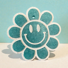 Load image into Gallery viewer, Smiley Flower Freshie
