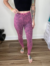 Load image into Gallery viewer, Mineral Wash Basic Leggings
