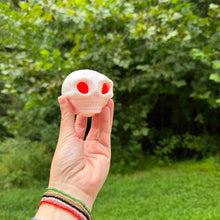 Load image into Gallery viewer, Squishy Toy - Halloween - Skull Head + Worms
