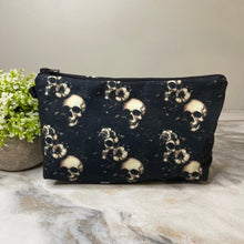 Load image into Gallery viewer, Pouch - Halloween Fall, Black Floral Skull
