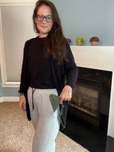 Load image into Gallery viewer, Rue - Nylon Wristlet Wallet - PREORDER
