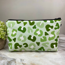 Load image into Gallery viewer, Pouch - Green Animal Print
