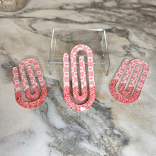 Load image into Gallery viewer, Jumbo Paperclip - Pink Glitter Hearts
