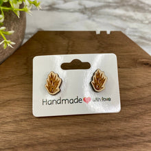 Load image into Gallery viewer, Wooden Stud Earrings - Plant
