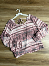 Load image into Gallery viewer, Long Sleeve w/ Cross back
