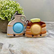 Load image into Gallery viewer, OMG Mega Pop Best Friend Keychain Toy - Pancake &amp; Syrup
