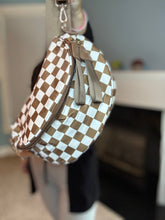 Load image into Gallery viewer, Roni - Checkered - Nylon Crossbody - Chocolate
