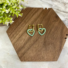 Load image into Gallery viewer, Metal Dangle Earrings - Heart Link - Mint
