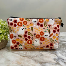 Load image into Gallery viewer, Pouch - Floral Ghost
