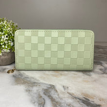 Load image into Gallery viewer, Wallet - Faux Leather - Checkered
