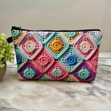 Load image into Gallery viewer, Pouch - Pastel Crochet Squares
