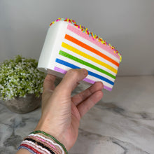 Load image into Gallery viewer, Squishy Toy - Cake
