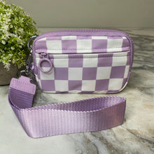 Load image into Gallery viewer, Rue - Nylon Wristlet Wallet - Checkered

