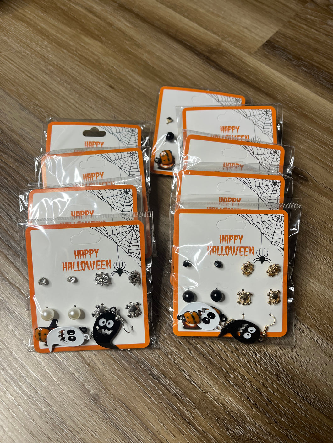 6pk Halloween Studs