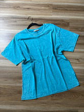Load image into Gallery viewer, Mineral Wash Oversized Tee
