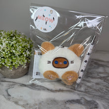 Load image into Gallery viewer, Bundled Set - Cat Pom, Sticky, &amp; Pen
