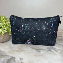 Load image into Gallery viewer, Pouch - Halloween Fall, Witchy Things
