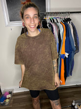 Load image into Gallery viewer, Mineral Wash Boyfriend Tee
