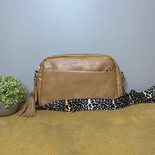 Load image into Gallery viewer, Chloe Crossbody Bag
