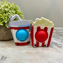Load image into Gallery viewer, OMG Mega Pop Best Friend Keychain Toy - Soda &amp; Popcorn
