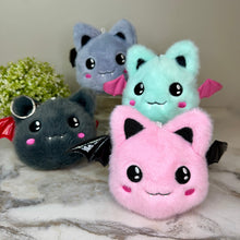Load image into Gallery viewer, Keychain - Pom Pom Bat
