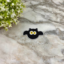 Load image into Gallery viewer, Embroidered Patches - Halloween - Bat #2
