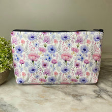 Load image into Gallery viewer, Pouch - Floral Lavender Pink
