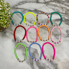Load image into Gallery viewer, Bracelet - Clay + Bead - Hearts
