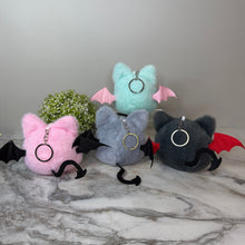Load image into Gallery viewer, Keychain - Pom Pom Bat
