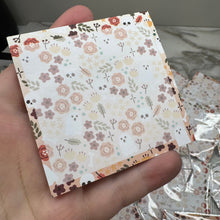 Load image into Gallery viewer, Pouch &amp; Sticky Note Bundled Set - Floral Ghost
