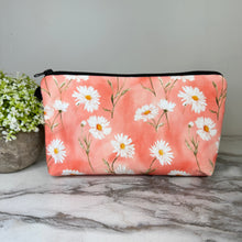 Load image into Gallery viewer, Pouch - Floral Pink Daisy
