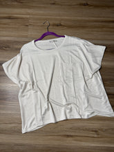 Load image into Gallery viewer, Ribbed Pocket Tee
