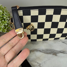 Load image into Gallery viewer, Wallet Clutch - Checker Canvas
