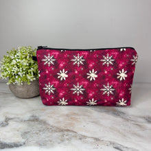 Load image into Gallery viewer, Pouch - Christmas - Snowflake Maroon
