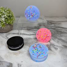 Load image into Gallery viewer, Squishy Toy - Sandwich Cookie
