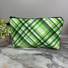 Load image into Gallery viewer, Pouch - Plaid, Green

