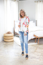 Load image into Gallery viewer, Cheerful Floral Blazer
