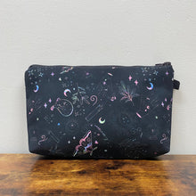 Load image into Gallery viewer, Pouch - Halloween - Witchy Things
