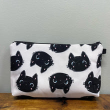 Load image into Gallery viewer, Pouch - Cat, Black Cat Heads
